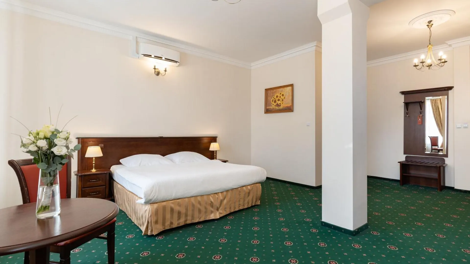 Royal Hotel Modlin Nowy Dwór Mazowiecki 4*,